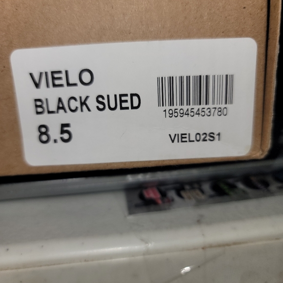 Steve Madden Vielo Black Sued Heels 👠 8.5 - Picture 11 of 11